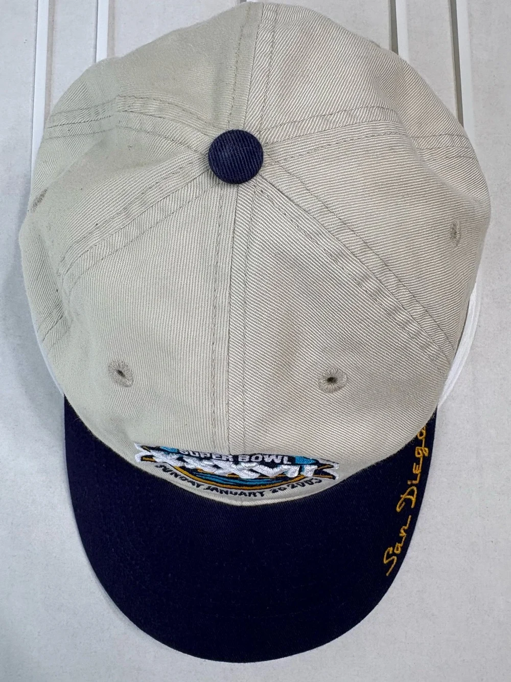 Reebok Super Bowl XXXVII (37) Hat San Diego California 2003 NFL Strapback Cap